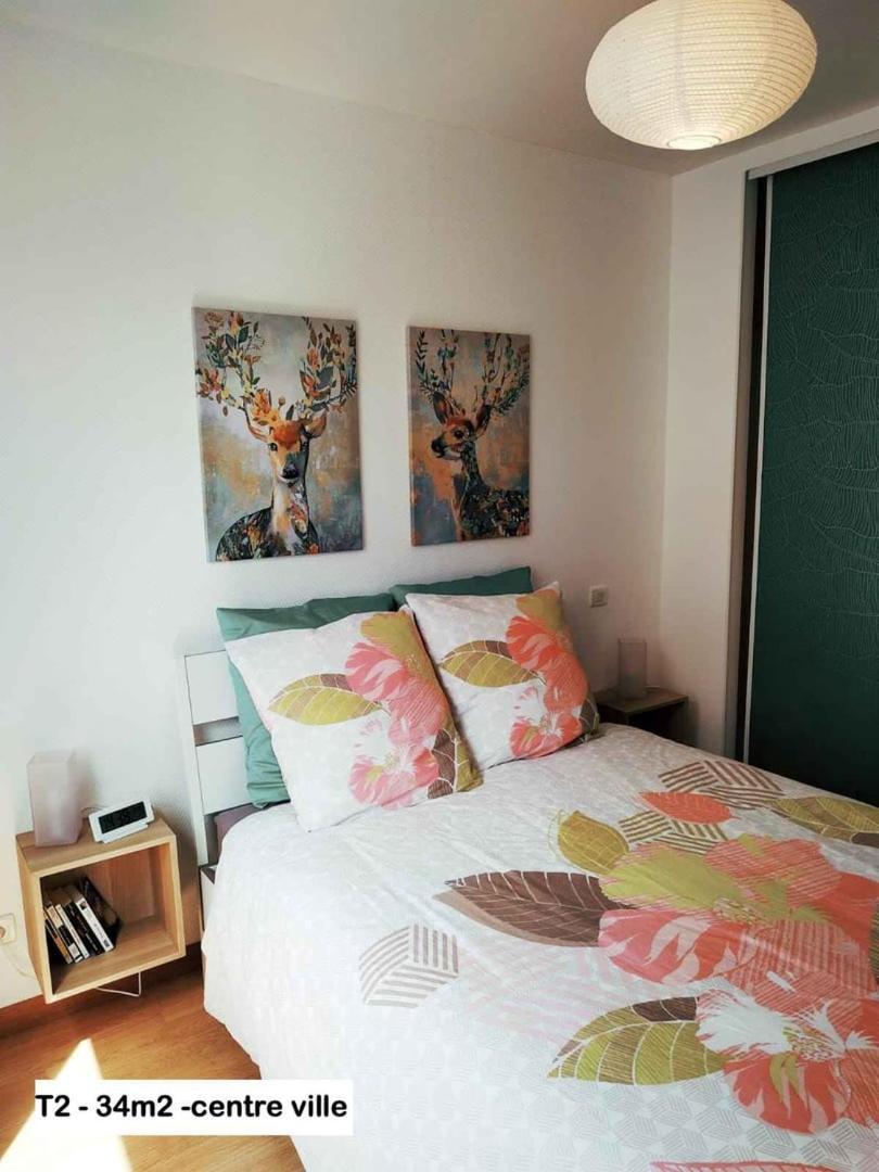 2 Min Walk From Train Station And Center Of Tours Apartment Bagian luar foto